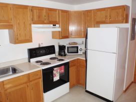 log suites kitchen