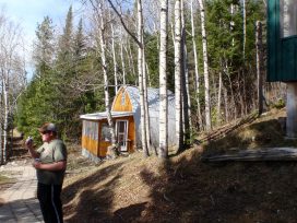 loon cabin outside