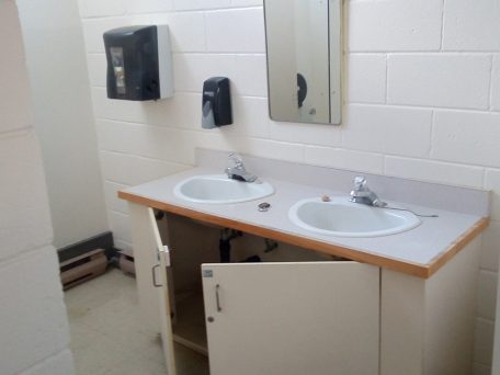 foleyet downtown bathroom