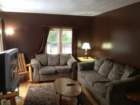 foleyet lakehouse living room