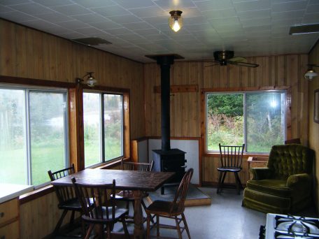 narrows dining area